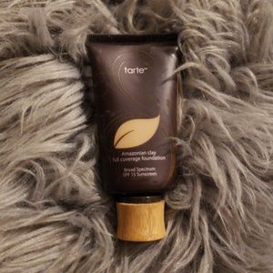 Tarte Amazonian Clay  Foundation Medium Sand